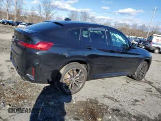 2025 BMW X4 xDrive30i z VIN 5UX33DT02S9X64212, wystawiony jako Copart lot #83121124 z przebiegiem Nie podano mil oraz Szkoda całkowita • Salvage title. Historia ofert i sprzedaży dostępna na DreamBid. Obrazek 3.
