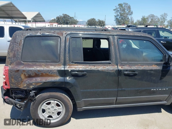 2017 Jeep Patriot Sport with VIN 1C4NJPBA3HD122731, listed as a IAAI auction lot 42407423 with 81,978 mi miles and . Bid and sale history available at DreamBid. Image 12.