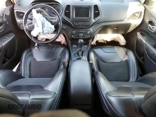 2019 Jeep Cherokee Latitude Plus with VIN 1C4PJMLB5KD195394, listed as a Copart auction lot 43544405 with 61,513 mi miles and Clean Title. Bid and sale history available at carsss.com. Image 8.