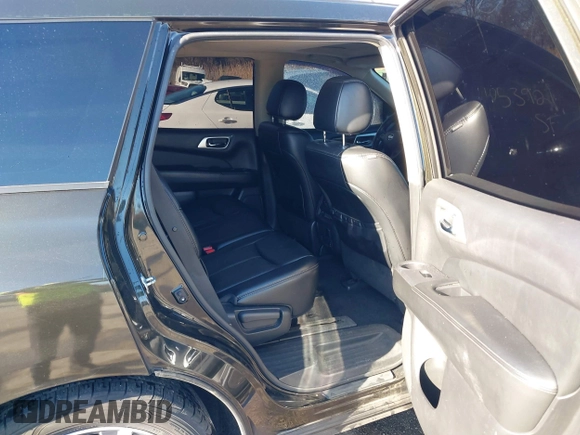 2017 Nissan Pathfinder SL with VIN 5N1DR2MM8HC672040, listed as a IAAI auction lot 41853921 with 168,877 mi miles. Bid and sale history available at carsss.com. Image 8.