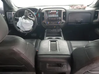 2017 GMC Sierra 2500HD Denali with VIN 1GT12UEY2HF237473, listed as a Copart auction lot 41402065 with 89,445 mi miles and Salvage Title. Bid and sale history available at carsss.com. Image 8.