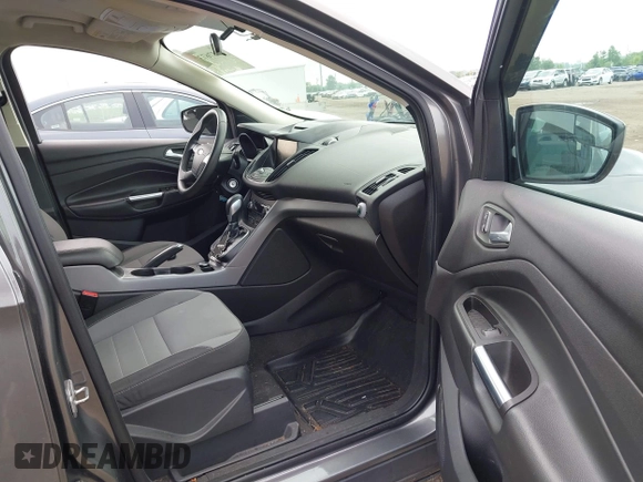 2014 Ford Escape SE with VIN 1FMCU9GX4EUA83808, listed as a IAAI auction lot 42576737 with 116,074 mi miles and . Bid and sale history available at DreamBid. Image 5.