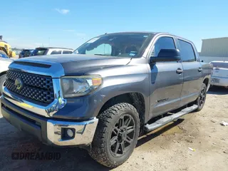 2018 Toyota Tundra 2WD SR5 with VIN 5TFEM5F14JX133862, listed as a IAAI auction lot 41664452 with 91,687 mi miles. Bid and sale history available at carsss.com. Image 17.