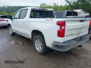 2025 Chevrolet Silverado 1500 LT z VIN 1GCUKDED4SZ123636, wystawiony jako IAAI lot #42216309 z przebiegiem 29 832 mil mil oraz . Historia ofert i sprzedaży dostępna na DreamBid. Obrazek 3.