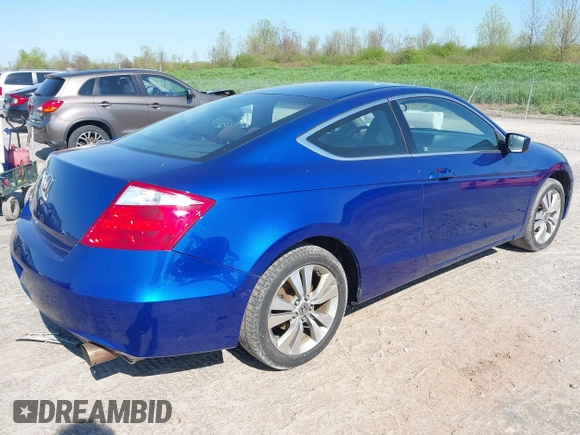 2009 Honda Accord EX z VIN 1HGCS12779A025171, wystawiony jako IAAI lot #42230478 z przebiegiem 172 960 mil mil oraz . Historia ofert i sprzedaży dostępna na DreamBid. Obrazek 4.