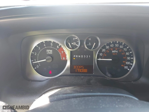 2007 Hummer H3 SUV with VIN 5GTDN13E678121846, listed as a IAAI auction lot 42001601 with 179,088 mi miles. Bid and sale history available at carsss.com. Image 7.