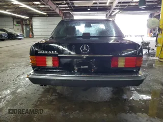 1990 Mercedes-Benz 300 with VIN WDBCA25D8LA523894, listed as a Copart auction lot 83338504 with 222,590 mi miles and Clean Title. Bid and sale history available at DreamBid. Image 6.