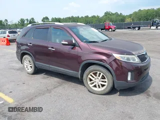 2014 Kia Sorento LX с VIN 5XYKT3A68EG506035, выставлен на аукционе IAAI как лот 42590995 с пробегом 124 437 миль миль и . История ставок и продаж доступна на DreamBid. Изображение 1.