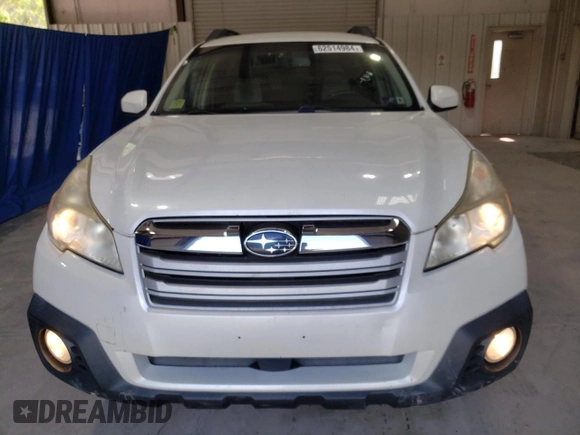 2013 Subaru Outback 2.5i Premium with VIN 4S4BRBCC8D3266866, listed as a Copart auction lot 62514984 with 181,825 mi miles and Clean Title. Bid and sale history available at carsss.com. Image 5.
