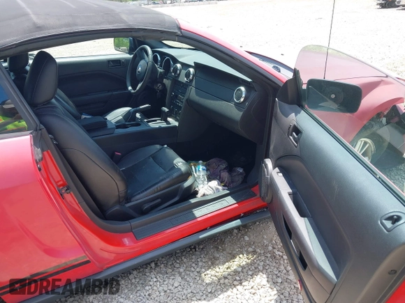 2007 Ford Mustang Deluxe with VIN 1ZVFT84N375235279, listed as a IAAI auction lot 42580211 with 57,791 mi miles and . Bid and sale history available at DreamBid. Image 5.