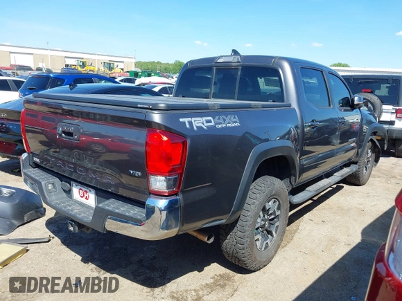 2016 Toyota Tacoma SR with VIN 5TFCZ5AN6GX032026, listed as a IAAI auction lot 42091523 with 159,259 mi miles and . Bid and sale history available at carsss.com. Image 4.