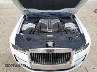 2021 Rolls-Royce Ghost z VIN SCATV0C08MU206683, wystawiony jako Copart lot #71416214 z przebiegiem 40 756 mil mil oraz Szkody całkowita. Historia ofert i sprzedaży dostępna na DreamBid. Obrazek 13.