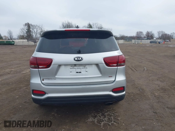 2020 Kia Sorento LX with VIN 5XYPG4A30LG656482, listed as a IAAI auction lot 41823865 with 101,486 mi miles. Bid and sale history available at carsss.com. Image 17.