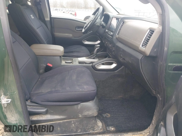 2023 Nissan Frontier Pro-4X z VIN 1N6ED1EK8PN667192, wystawiony jako IAAI lot #41705734 z przebiegiem 67 631 mil mil oraz . Historia ofert i sprzedaży dostępna na DreamBid. Obrazek 5.