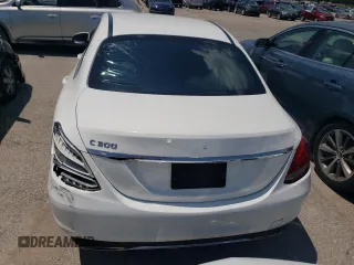 2017 Mercedes-Benz C 300 z VIN 55SWF4JB6HU191130, wystawiony jako Copart lot #64231295 z przebiegiem 97 374 mil mil oraz Czysty tytuł • Clean title. Historia ofert i sprzedaży dostępna na DreamBid. Obrazek 6.