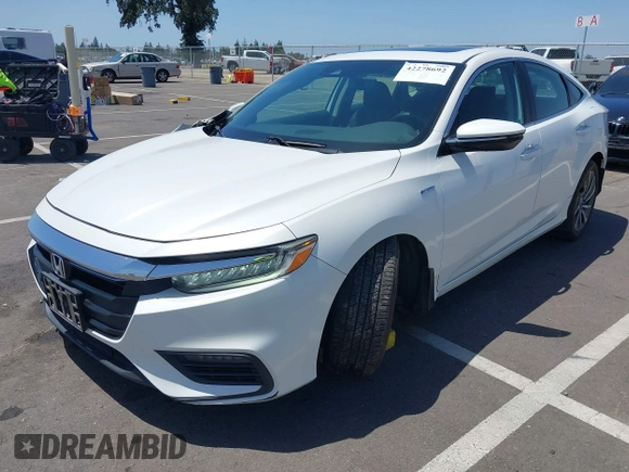 2019 Honda Insight Touring z VIN 19XZE4F99KE027245, wystawiony jako IAAI lot #42278692 z przebiegiem 106 184 mil mil oraz . Historia ofert i sprzedaży dostępna na DreamBid. Obrazek 17.