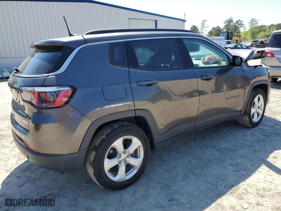 2019 Jeep Compass Latitude with VIN 3C4NJCBB1KT855704, listed as a Copart auction lot 52249505 with 60,807 mi miles and Salvage Title. Bid and sale history available at carsss.com. Image 3.