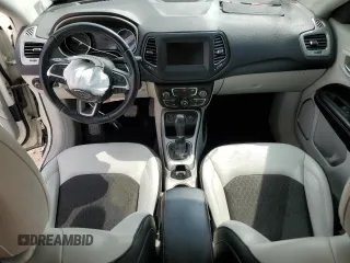 2020 Jeep Compass Latitude with VIN 3C4NJCBB4LT142992, listed as a Copart auction lot 51227255 with 72,935 mi miles and Salvage title. Bid and sale history available at DreamBid. Image 8.