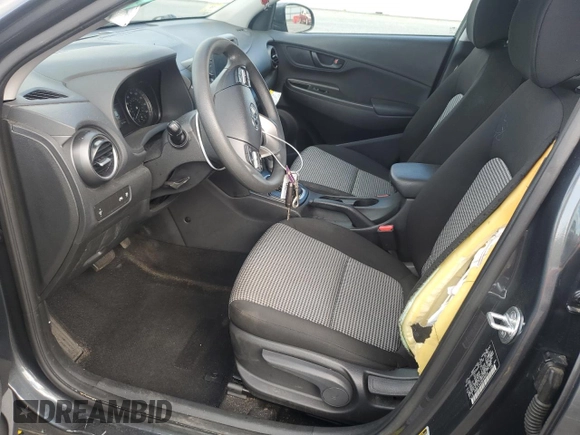 2021 Hyundai Kona SE z VIN KM8K1CAA2MU646536, wystawiony jako Copart lot #55553755 z przebiegiem 36 167 mil mil oraz Szkoda całkowita • Salvage title. Historia ofert i sprzedaży dostępna na DreamBid. Obrazek 7.