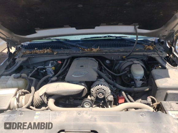 2005 Chevrolet Silverado 1500 LS z VIN 2GCEC13TX51291255, wystawiony jako Copart lot #54575475 z przebiegiem 120 145 mil mil oraz Szkoda całkowita • Salvage title. Historia ofert i sprzedaży dostępna na DreamBid. Obrazek 11.