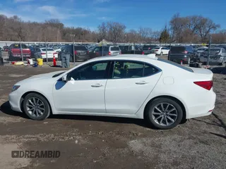 2018 Acura TLX w/Technology Pkg with VIN 19UUB1F59JA001116, listed as a IAAI auction lot 41747984 with 105,091 mi miles. Bid and sale history available at carsss.com. Image 14.