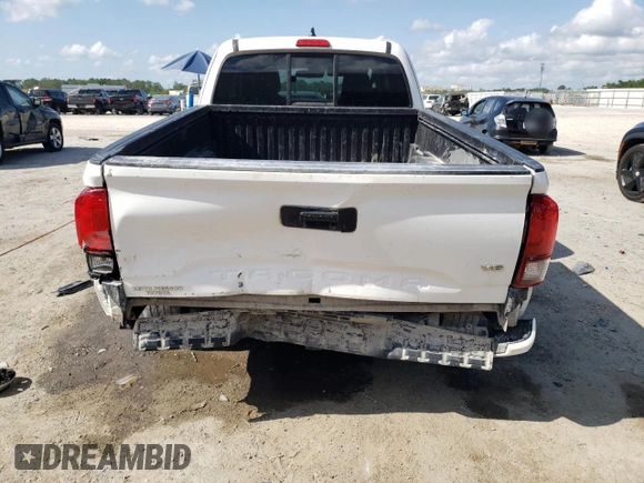 2022 Toyota Tacoma SR z VIN 3TYRZ5CN9NT020581, wystawiony jako Copart lot #53743095 z przebiegiem 70 833 mil mil oraz Szkoda całkowita • Salvage title. Historia ofert i sprzedaży dostępna na DreamBid. Obrazek 6.
