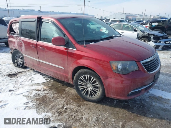 2014 Chrysler Town & Country S with VIN 2C4RC1HG6ER234680, listed as a IAAI auction lot 41541817 with 117,650 mi miles. Bid and sale history available at carsss.com. Image 1.