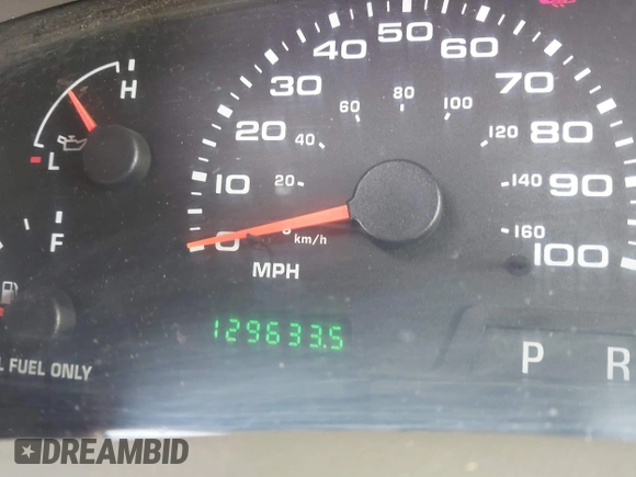 2003 Ford F-350 XL z VIN 1FTSW31P63EC46630, wystawiony jako IAAI lot #41699789 z przebiegiem 129 633 mil mil oraz . Historia ofert i sprzedaży dostępna na DreamBid. Obrazek 15.