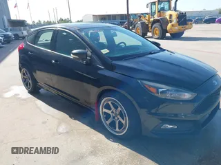 2018 Ford Focus ST with VIN 1FADP3L95JL332577, listed as a IAAI auction lot 41748222 with 73,491 mi miles and . Bid and sale history available at carsss.com. Image 1.