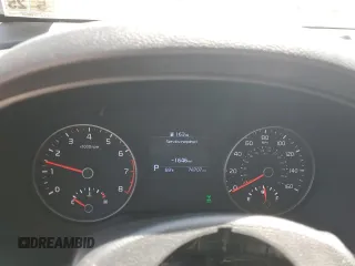 2020 Kia Sportage LX z VIN KNDPMCAC3L7640728, wystawiony jako Copart lot #56922035 z przebiegiem 74 707 mil mil oraz Szkoda całkowita • Salvage title. Historia ofert i sprzedaży dostępna na DreamBid. Obrazek 9.