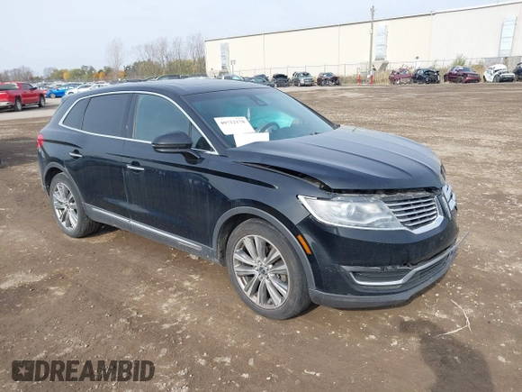 2016 Lincoln MKX Reserve with VIN 2LMTJ8LP3GBL71597, listed as a IAAI auction lot 40722178 with 230,704 mi miles. Bid and sale history available at carsss.com. Image 1.