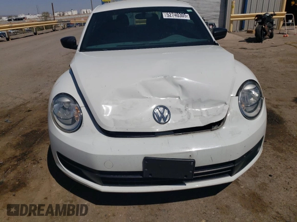 2015 Volkswagen Beetle Fleet Edition z VIN 3VWF17AT6FM615471, wystawiony jako Copart lot #52740305 z przebiegiem 99 537 mil mil oraz Szkoda całkowita • Salvage title. Historia ofert i sprzedaży dostępna na DreamBid. Obrazek 5.