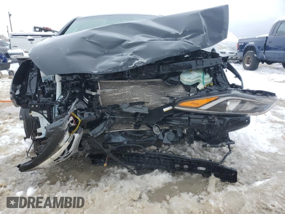 2016 Hyundai Sonata Hybrid SE with VIN KMHE24L10GA037187, listed as a Copart auction lot 46447213 with 101,432 mi miles. Bid and sale history available at carsss.com. Image 5.