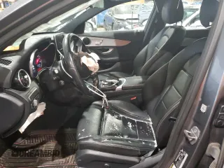 2018 Mercedes-Benz C 300 with VIN 55SWF4KB6JU275257, listed as a Copart auction lot 87821335 with 118,771 mi miles and Salvage Title. Bid and sale history available at DreamBid. Image 7.