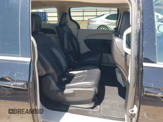 2024 Chrysler Pacifica Hybrid Select with VIN 2C4RC1S70RR169467, listed as a IAAI auction lot 42448734 with 38,062 mi miles and . Bid and sale history available at DreamBid. Image 8.