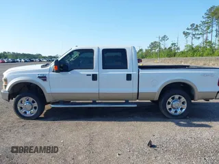 2008 Ford Super Duty F-250 SRW XL with VIN 1FTSW21R28EA64586, listed as a IAAI auction lot 42035755 with 247,707 mi miles. Bid and sale history available at carsss.com. Image 14.
