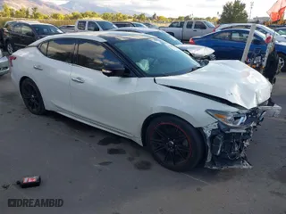 2017 Nissan Maxima SV with VIN 1N4AA6AP4HC448614, listed as a IAAI auction lot 40740658 with 207,596 mi miles. Bid and sale history available at carsss.com. Image 1.
