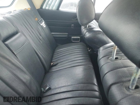 1976 Mercedes-Benz SLC с VIN 10702412015039, выставлен на аукционе Copart как лот 54490515 с пробегом 132 693 миль миль и Чистый • Clean title. История ставок и продаж доступна на DreamBid. Изображение 10.