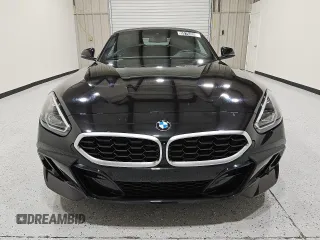 2025 BMW Z4 sDrive30i z VIN WBAHF3C03SWY44285, wystawiony jako Copart lot #55704055 z przebiegiem 6646 mil mil oraz Tytuł czysty. Historia ofert i sprzedaży dostępna na DreamBid. Obrazek 5.