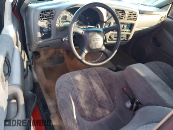 1999 GMC Sonoma SLS with VIN 1GTCS1947X8528794, listed as a Copart auction lot 85357004 with 126,841 mi miles and Salvage Title. Bid and sale history available at carsss.com. Image 8.