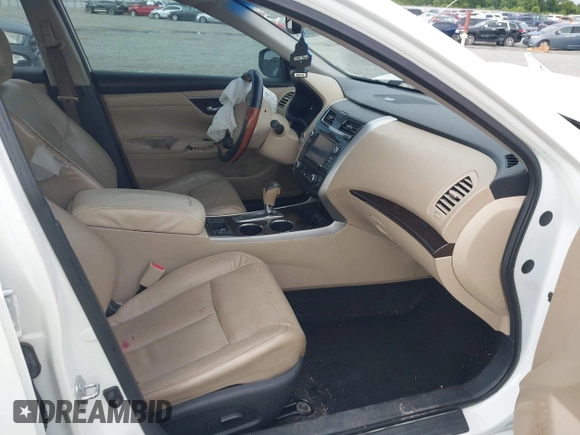 2015 Nissan Altima 2.5 with VIN 1N4AL3APXFN405079, listed as a IAAI auction lot 42463237 with 244,848 mi miles and . Bid and sale history available at DreamBid. Image 5.