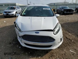 2019 Ford Fiesta SE z VIN 3FADP4EJ0KM155367, wystawiony jako Copart lot #55058265 z przebiegiem 73 156 mil mil oraz Szkoda całkowita • Salvage title. Historia ofert i sprzedaży dostępna na DreamBid. Obrazek 5.