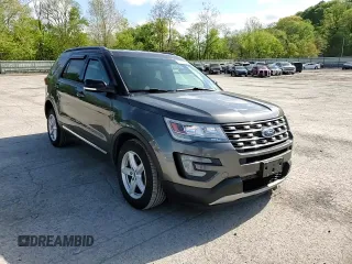 2017 Ford Explorer XLT z VIN 1FM5K8DH5HGA74253, wystawiony jako Copart lot #56300505 z przebiegiem 97 784 mil mil oraz Szkoda całkowita • Salvage title. Historia ofert i sprzedaży dostępna na DreamBid. Obrazek 14.