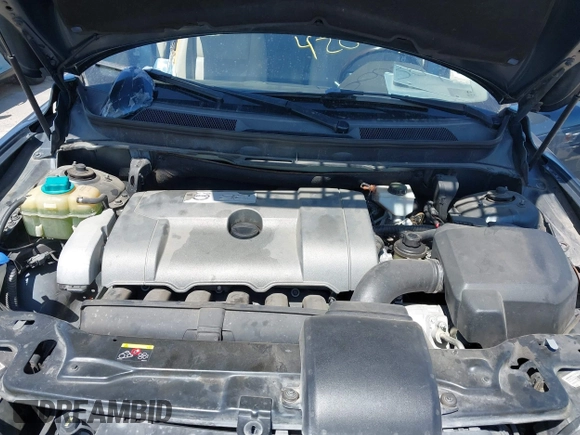 2008 Volvo XC90 I6 with VIN YV4CY982581447944, listed as a IAAI auction lot 42000304 with 132,899 mi miles. Bid and sale history available at carsss.com. Image 10.