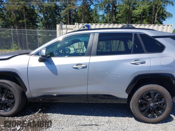2022 Toyota RAV4 Hybrid SE with VIN 4T3T6RFV7NU100943, listed as a IAAI auction lot 42621376 with 22,543 mi miles and . Bid and sale history available at DreamBid. Image 15.