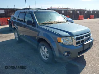2011 Ford Escape XLT с VIN 1FMCU9DG7BKC71203, выставлен на аукционе IAAI как лот 42238172 с пробегом 204 553 миль миль и . История ставок и продаж доступна на DreamBid. Изображение 1.