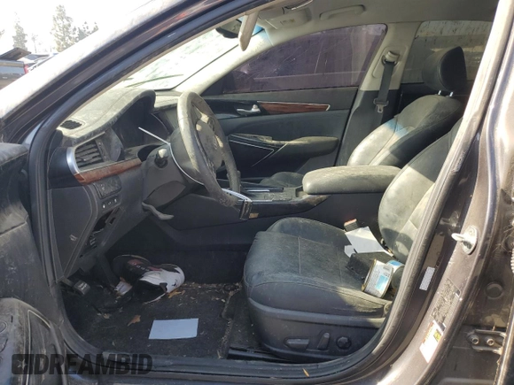 2017 Kia Cadenza Premium with VIN KNALB4J19H5091688, listed as a Copart auction lot 83215074 with 0 mi miles and Clean Title. Bid and sale history available at carsss.com. Image 7.