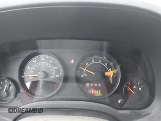 2016 Jeep Compass Sport с VIN 1C4NJDBBXGD692618, выставлен на аукционе IAAI как лот 42241969 с пробегом 106 122 миль миль и . История ставок и продаж доступна на DreamBid. Изображение 7.