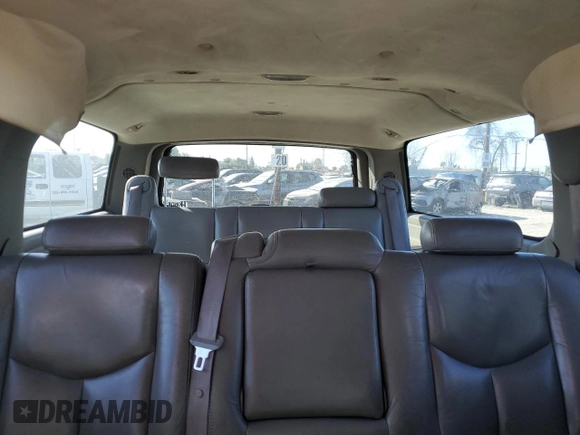2003 GMC Yukon XL SLT with VIN 1GKEC16T43J329372, listed as a Copart auction lot 47852265 with 300,437 mi miles and Salvage Title. Bid and sale history available at carsss.com. Image 10.