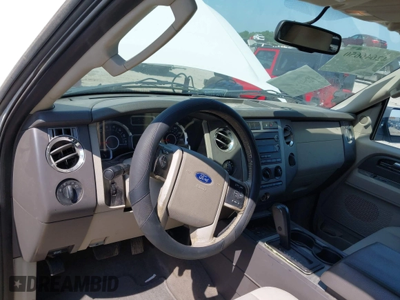 2012 Ford Expedition XL с VIN 1FMJU1G58CEF20028, выставлен на аукционе IAAI как лот 42646650 с пробегом 69 995 миль миль и . История ставок и продаж доступна на DreamBid. Изображение 14.